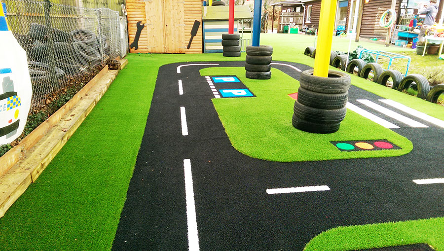 lazylawn-artificial-grass-suffolk-preschool-roadway-pit-stop