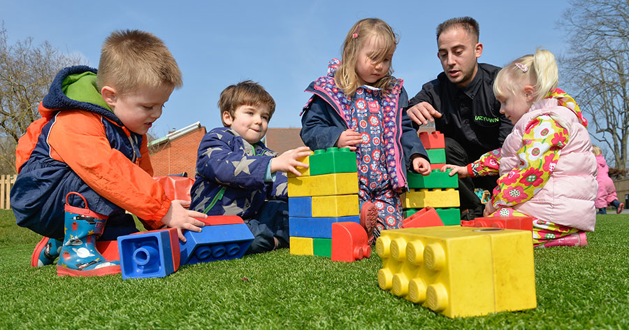 lazylawn-artificial-grass-winchester-nursery-blocks-kids