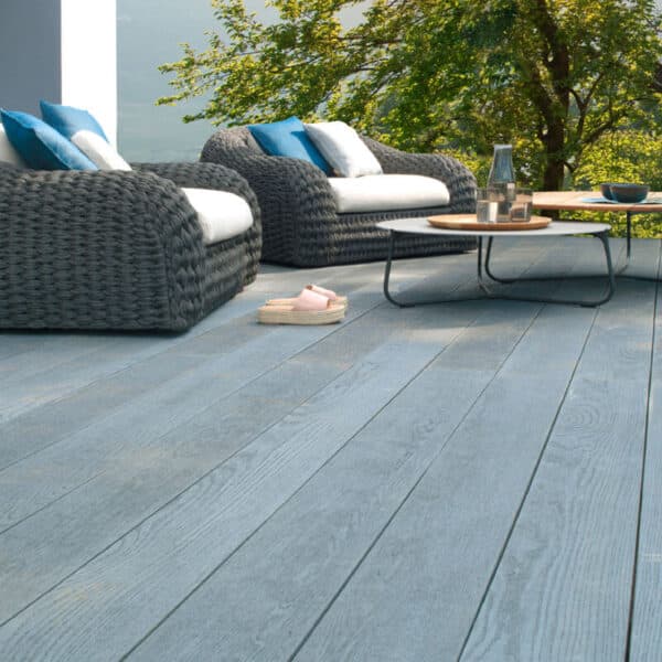 LazyLawn Millboard Decking: Enhanced grain in Brushed Basalt