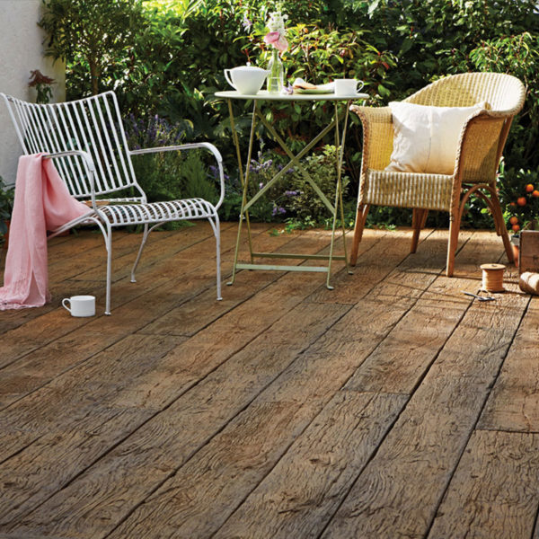 Millboard decking- Vintage oak with chairs