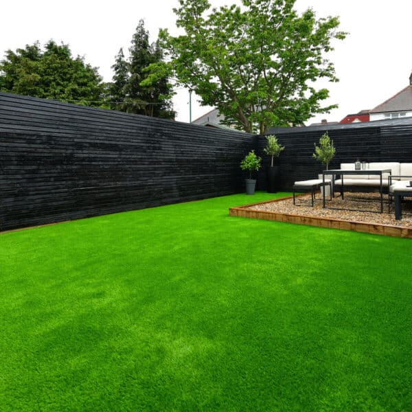 Lazy Sovereign 30mm Artificial Grass Sample